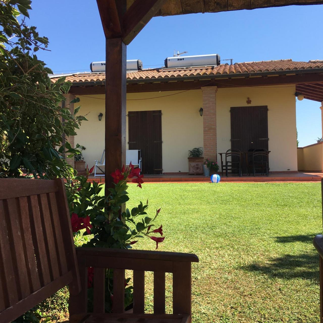 Agriturismo Beveraggio Appartamenti Marina di Grosseto Exterior photo